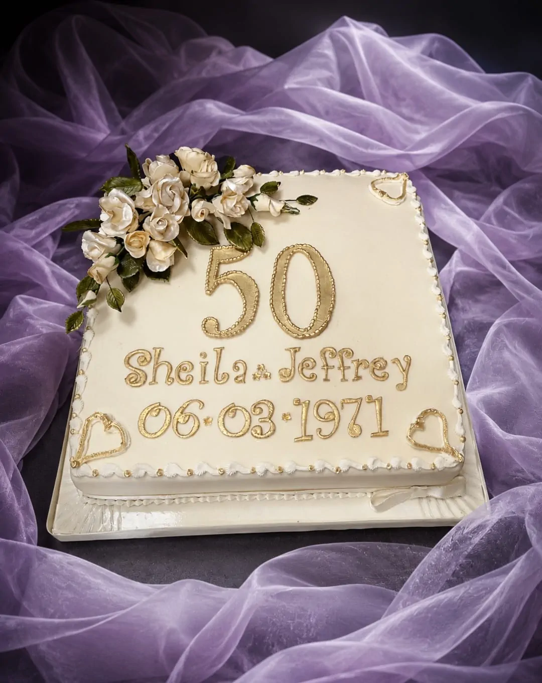 Golden memories - Celebration Cake